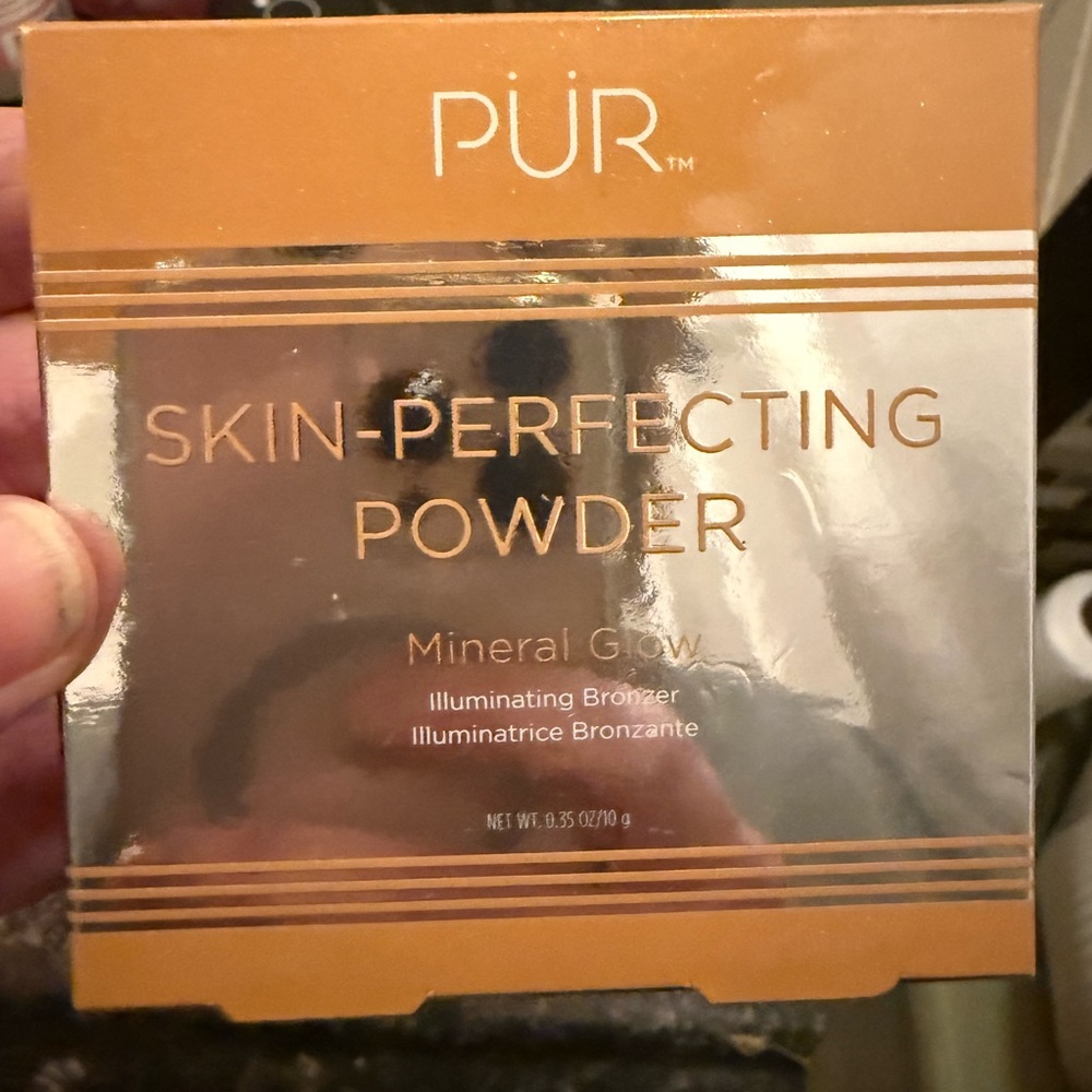 PUR Skin Perfecting Mineral Glow Bronzing Powder - Picture 7 of 14